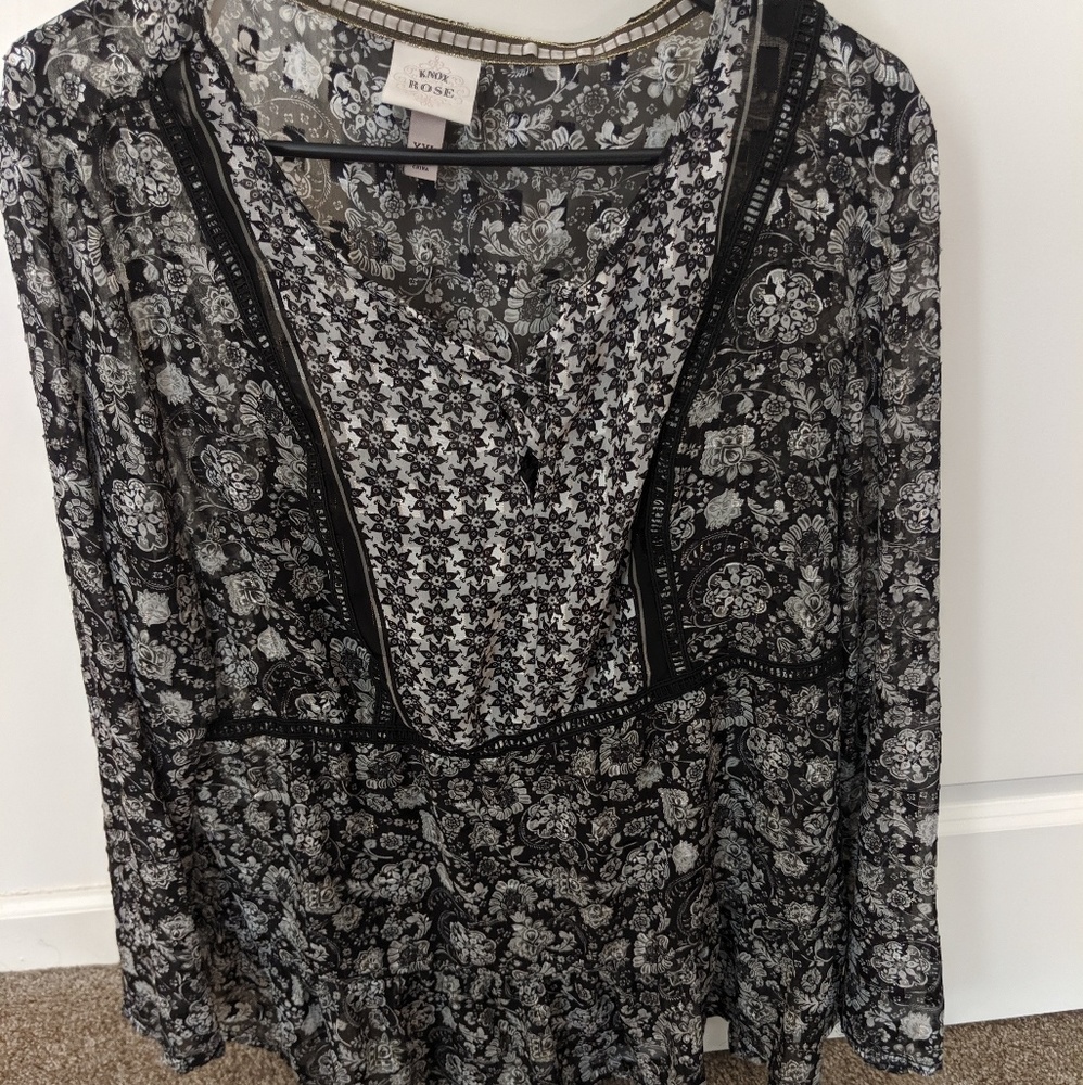 Black and White peasent top.